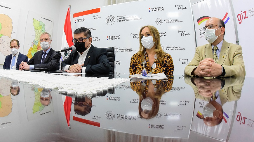 Expertos alemanes capacitan en vigilancia genómica a funcionarios de Salud