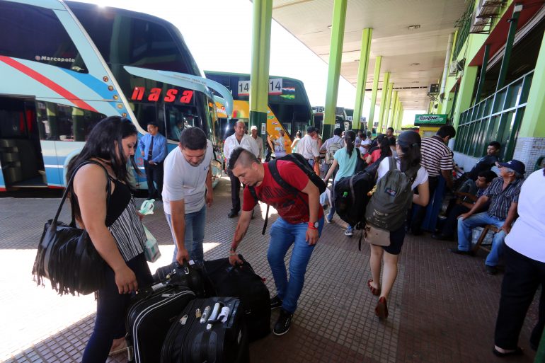 Fin de año: Dinatran liberaría horario de buses para viajeros