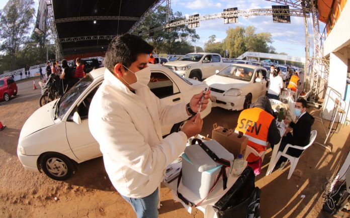 Niños de 5 a 11 años podrán ser vacunados con Coronavac, tras aprobación de Salud