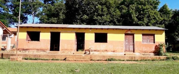 MEC denuncia obras inconclusas en 79 instituciones educativas