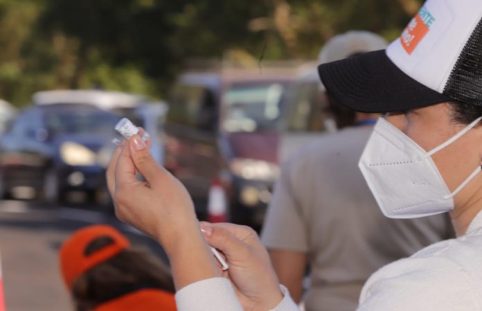 Casi 900 mil dosis anticovid fueron aplicadas en el último mes