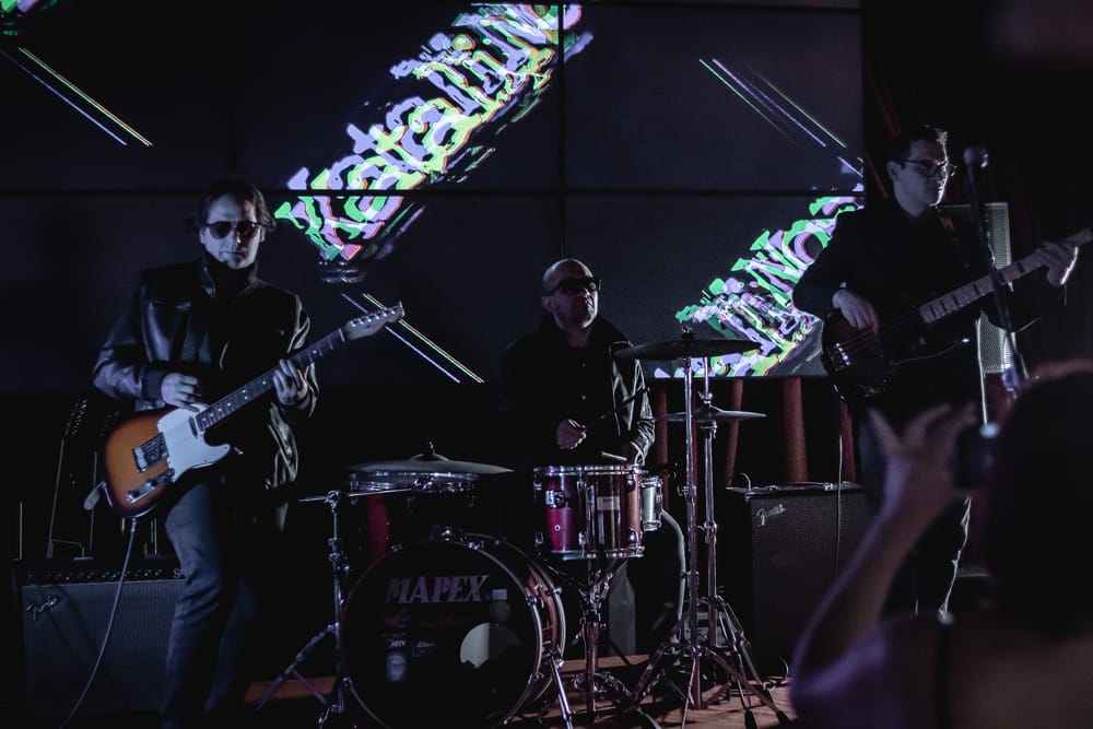 Temas de Katalinos serán parte de banda sonora de la película ‘Una conexión fatal’