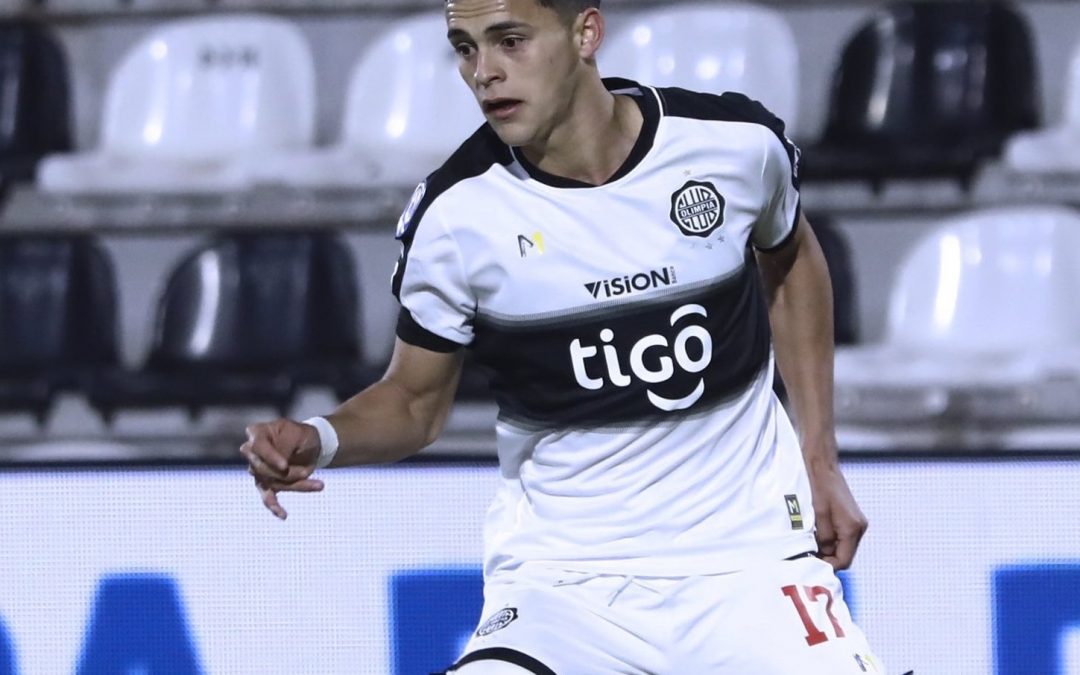 Olimpia acuerda transferencia de Ramón Sosa a Gimnasia