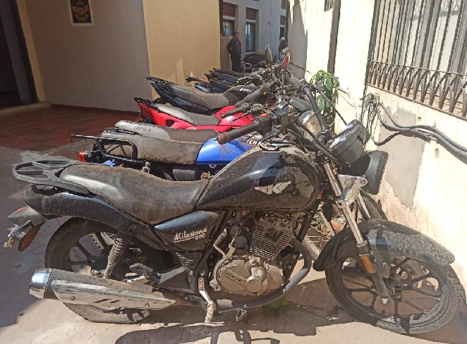 Dan 30 días de plazo para que infractores retiren vehículos demorados