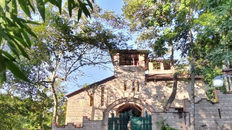 Detienen a alemán que se atrincheró en su vivienda luego de herir a dos policías