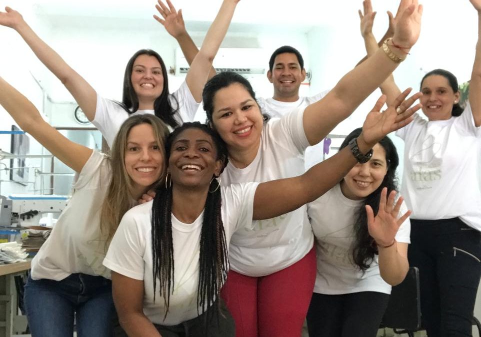 Mujeres del Buen Pastor ofrecen sus productos por el ‘Día de los enamorados’