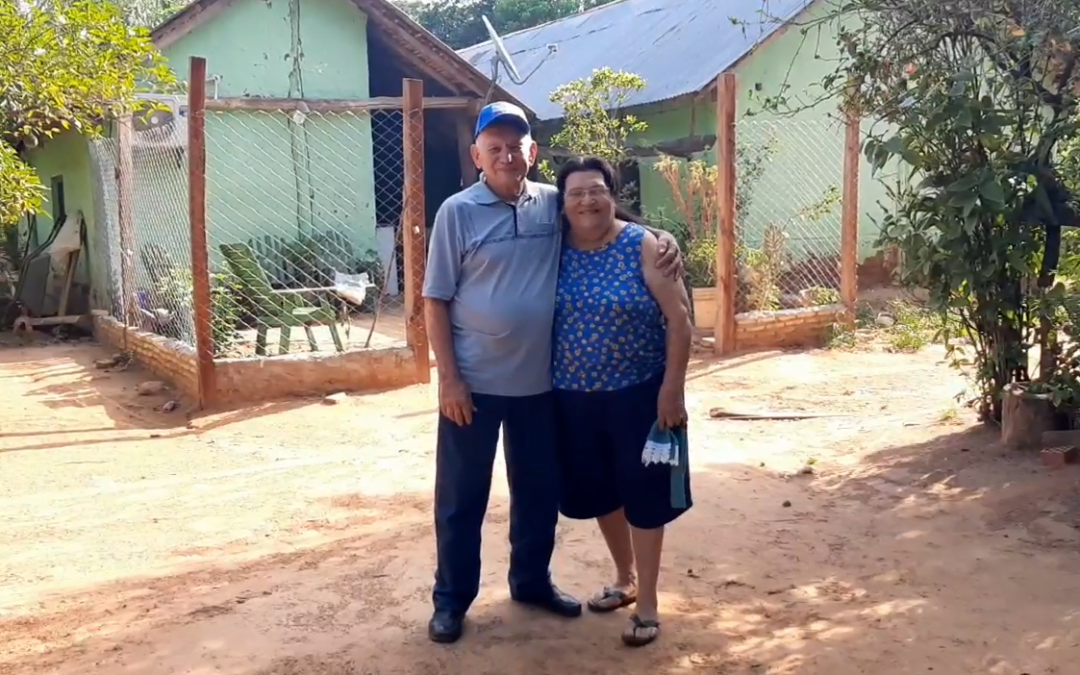 ¡Abuelitos festejan el Día de los Enamorados hace 57 años!