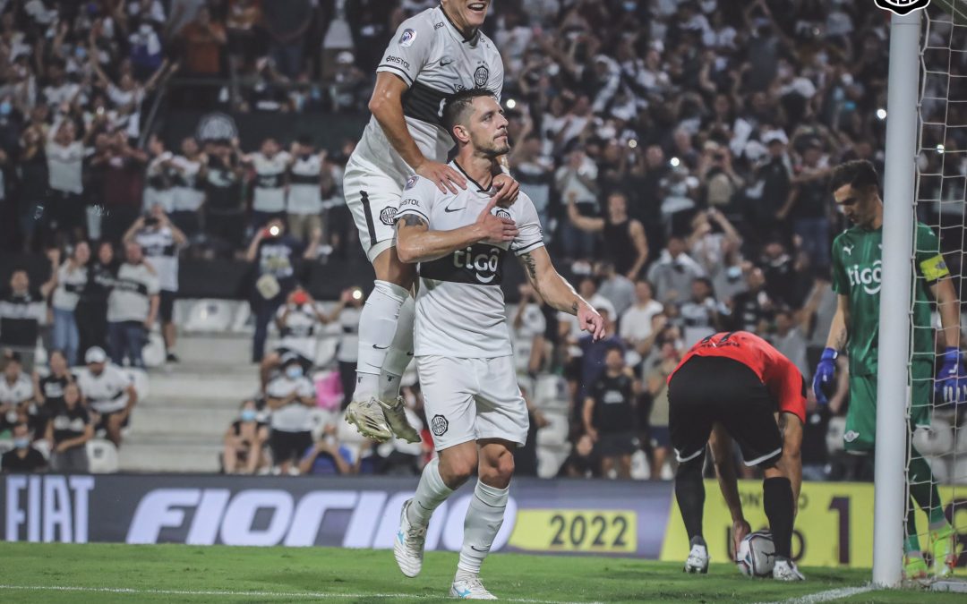 “Ayer Zárate le marcó nada más y nada menos que a Roque Santa Cruz y lo hizo muy bien”