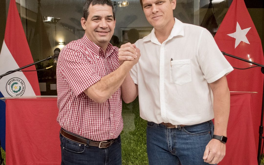 Brunetti renunciará al cargo de ministro del MEC el próximo 11 de marzo