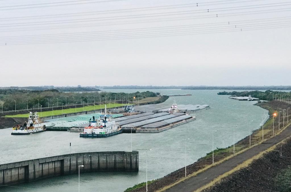 Yacyretá registra millonarias pérdidas por bajo caudal del río Paraná