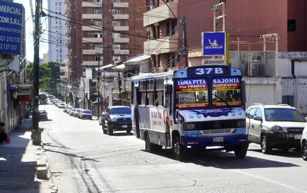 Municipalidad de Asunción anuncia incremento del pasaje para buses internos