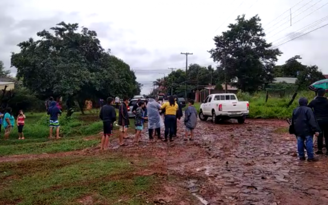 Hallan cuerpo sin vida de niña que cayó a un arroyo en Ciudad del Este