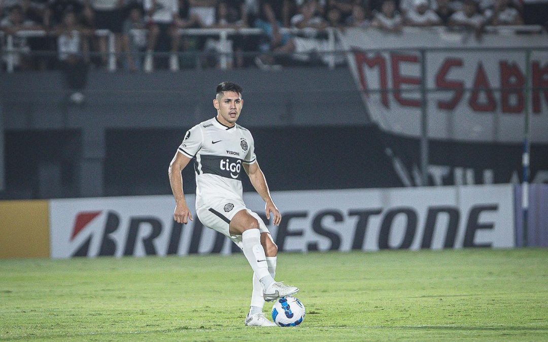 Saúl no jugará ante Resistencia y es duda para el juego ante Cerro por Libertadores