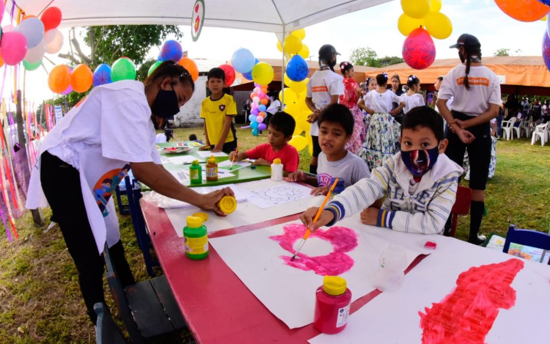 Vacunación contra sarampión, polio y rubeóla en Bañado Tacumbú
