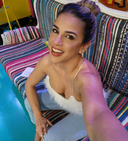 Premios Paraná: ¡Yolanda Park y Malala Olitte compiten por “Mejor conducción femenina”!