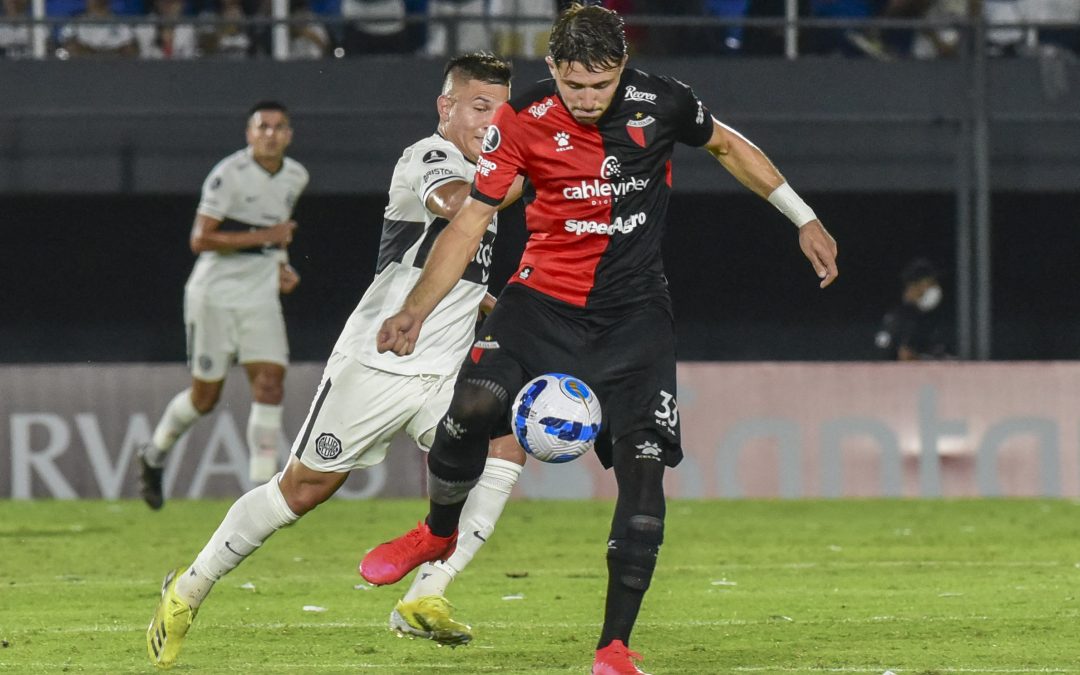 Libertadores: Olimpia empató ante Colón y sigue último en el Grupo G