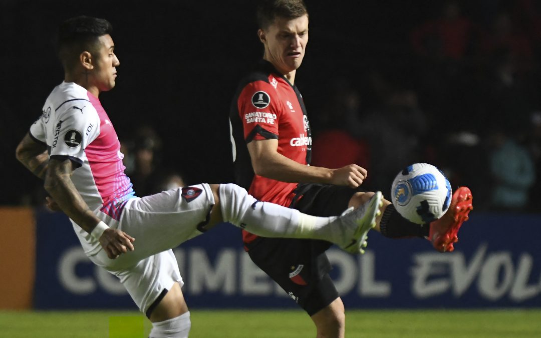 El Ciclón no pudo ante Colón y cayó por 2-1