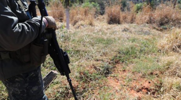 Tras nuevo enfrentamiento en Puentesiño, policía fue herido
