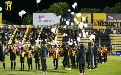 Guaraní homenajeó a Marcelo Pecci en el Rogelio Livieres