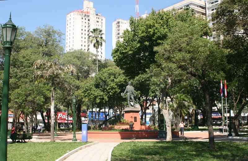 Junta Municipal de Asunción pretende recuperar plazas históricas de la capital