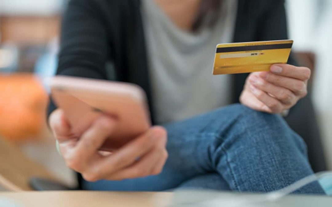 Expresidente del BCP califica de “abusivo” al cobro por transacciones