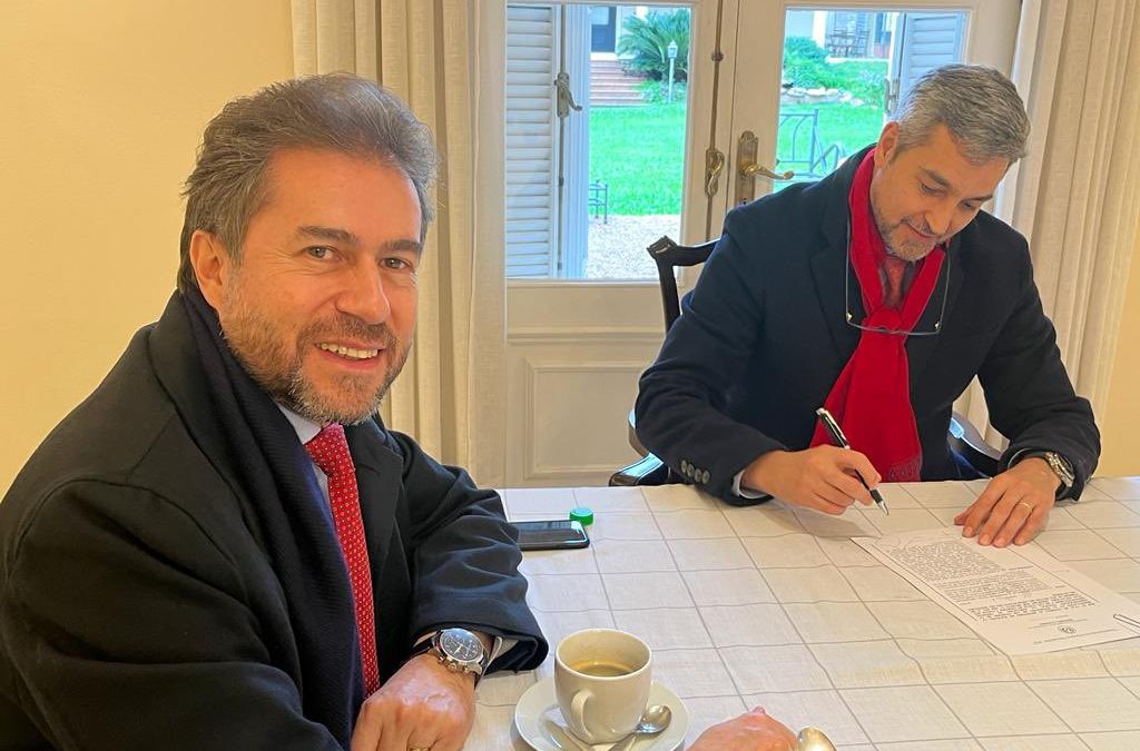 Presidente da acuerdo para nuevos ministros del TSJE