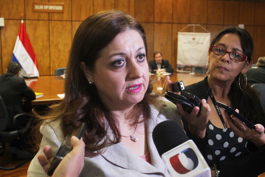 Confirman fallecimiento de la exministra del MEC, Marta Lafuente