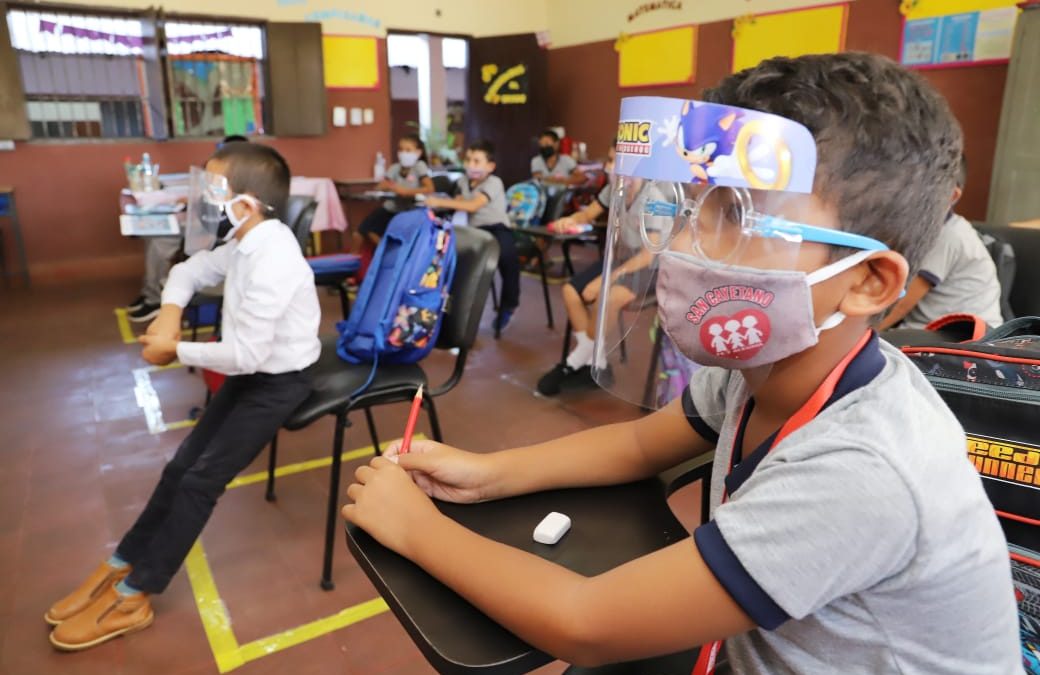 Ministerio de Educación recula y no obligará a clases virtuales
