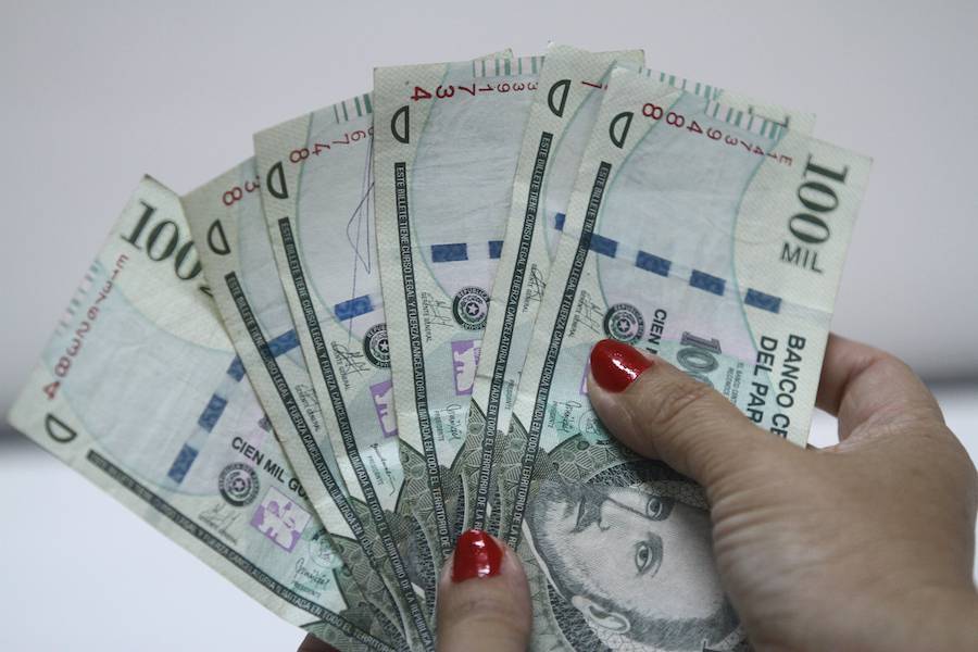 Salario mínimo: trabajadores exigen que reajuste sea de G. 600 mil