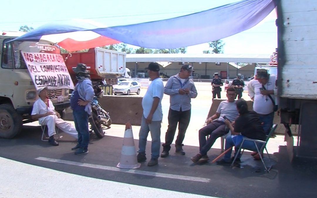 Fleteros amenazan con ir a paro: “Estamos en un parate económico”