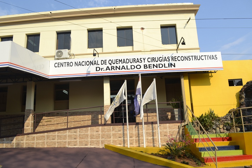 Murió el hombre que fue rociado con nafta y quemado junto a su pareja