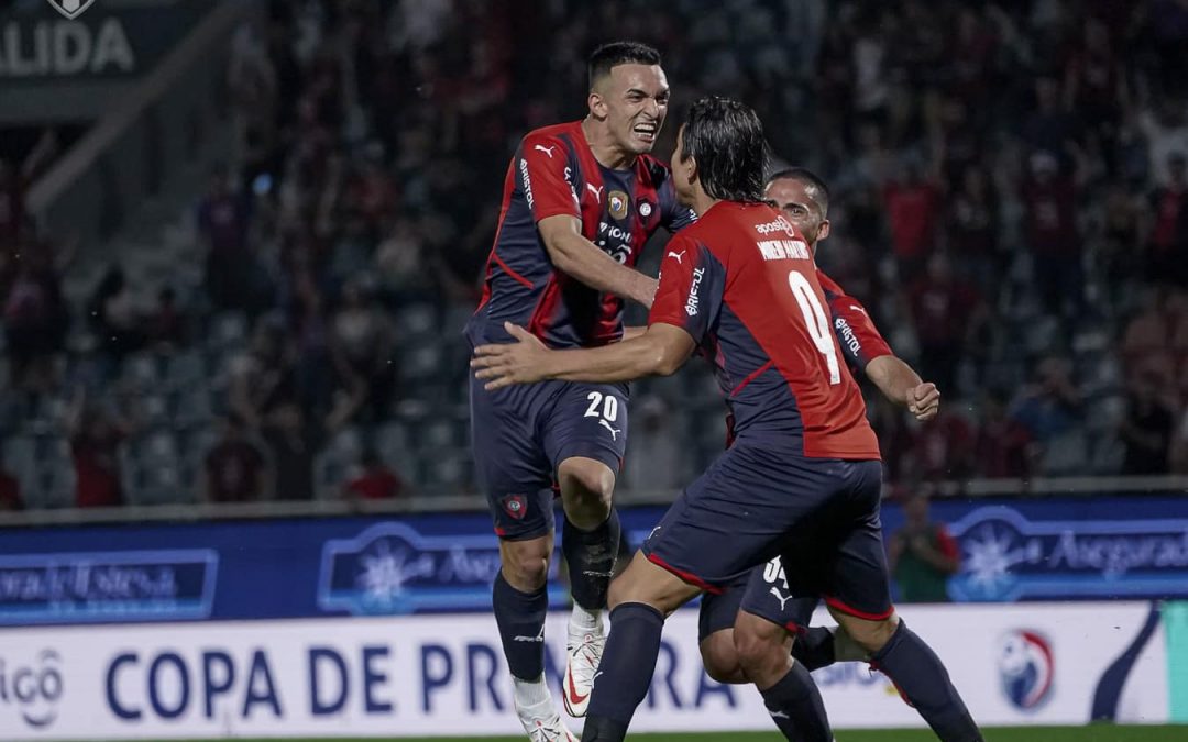 En busca del milagro: alineación confirmada del Ciclón para enfrentar a Palmeiras