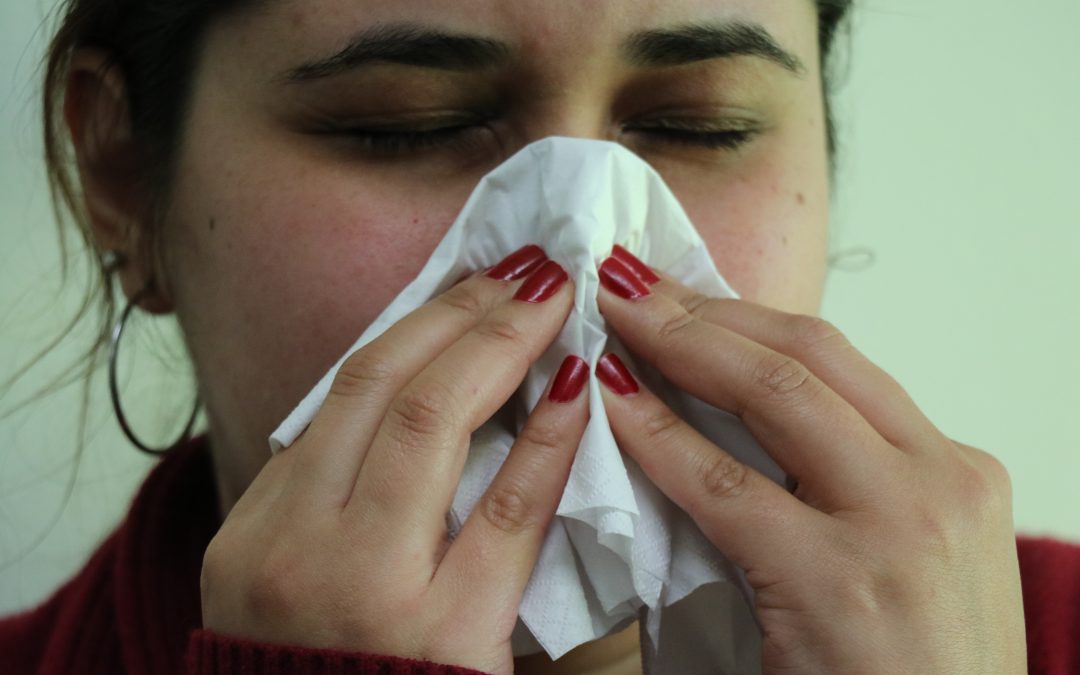 ¿Cómo diferenciar los síntomas de alergia del Covid o la influenza?