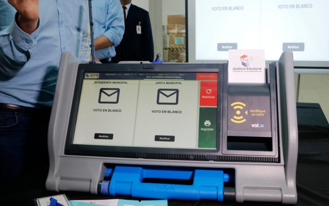 Internas en el exterior: Jornada cívica se desarrolla con “normalidad” en Barcelona, reportan