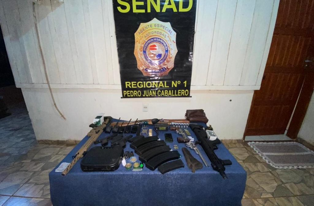 Amambay: Senad capturó a presuntos sicarios e incautó importante lote de armas y municiones