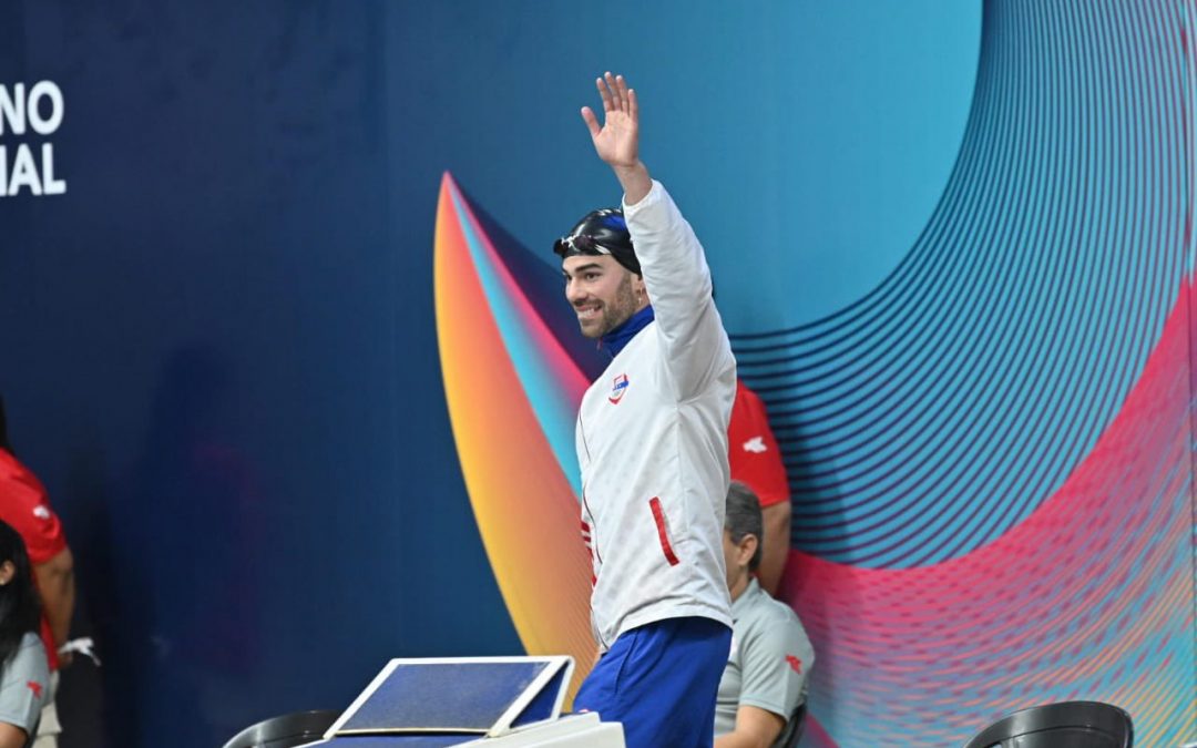 Renato Prono bate récord Odesur y pasa a la final de  los 50 metros pecho