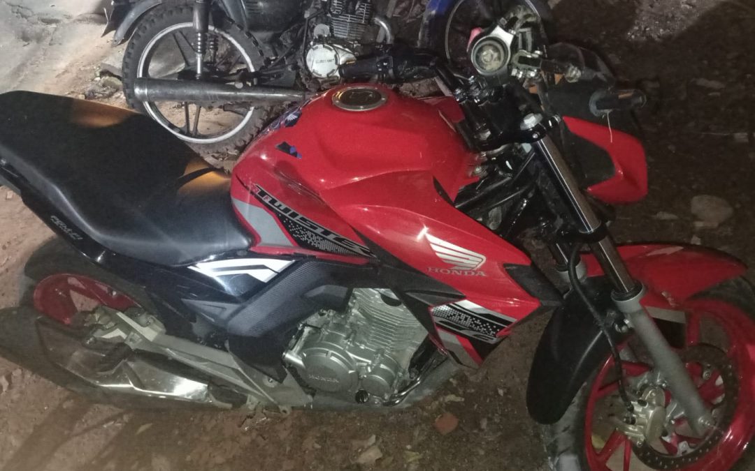 ¡De película!: Detienen a motociclistas tras persecución sobre avenida Ñu Guasú