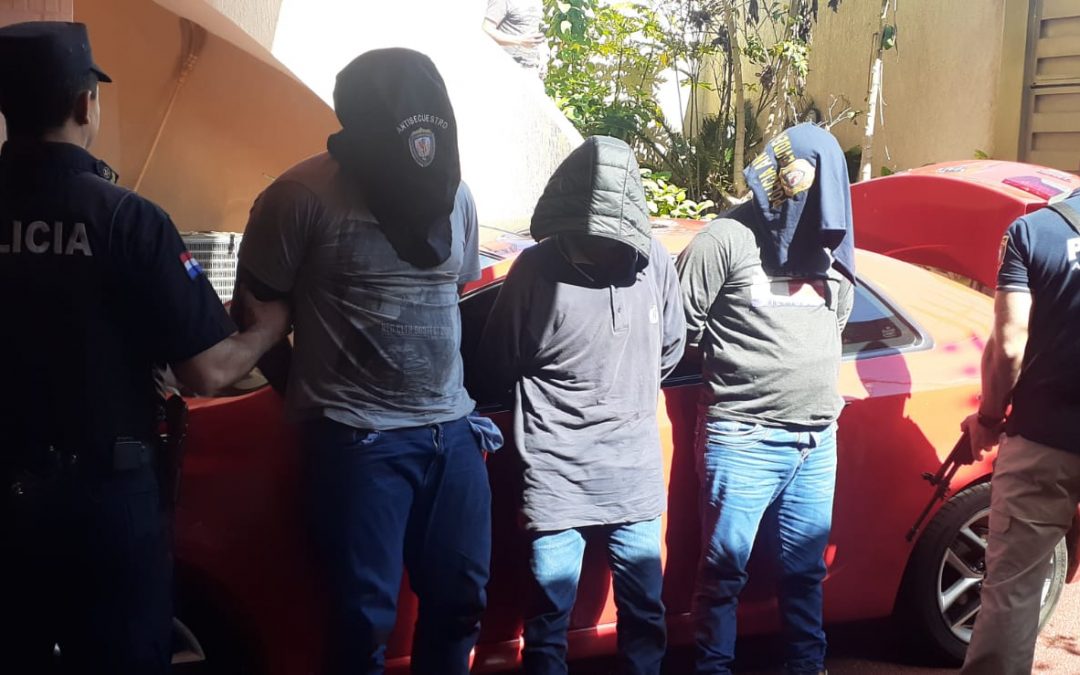 Rápida acción policial frustra asalto con toma de rehén en CDE