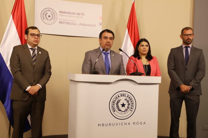 Abdo promulga ley de suministro y contrataciones públicas