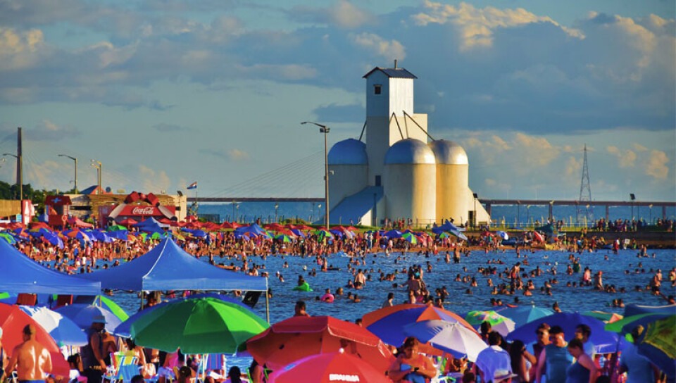 El río Paraná está aprobado para las recreaciones veraniegas