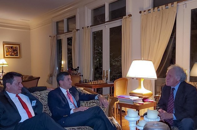 Santiago Peña se encuentra realizando reuniones importantes en EE.UU