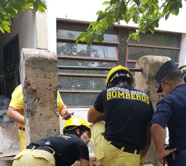 Barrio Herrera: hallan cuerpo de un hombre en un pozo