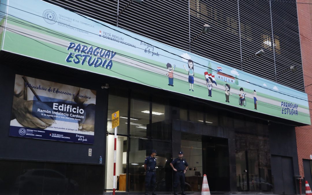 Miles de alumnos iniciarán las clases en instituciones que necesitan reparaciones