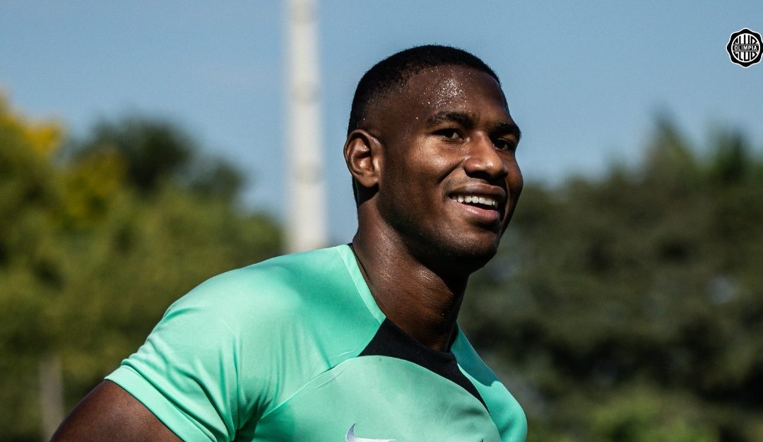 Romaña ya está habilitado para jugar por Olimpia, confirman