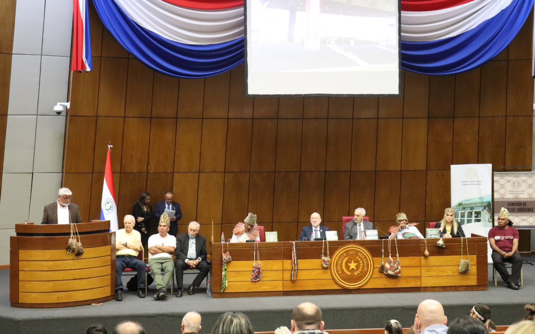 Presentan primer diccionario cuatrilingüe para pueblos ayoreos