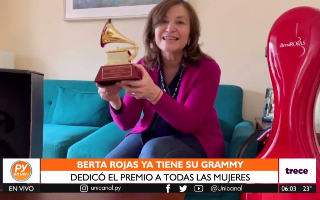 Berta Rojas: “A todas las mujeres del mundo, cuyas voces merecen ser escuchadas y sobre todo respetadas”