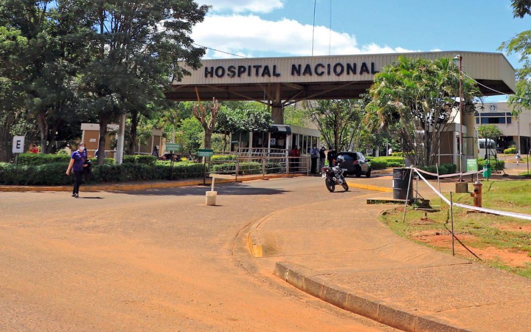 Hospital de Itauguá: mujer tuvo a su bebé en el piso