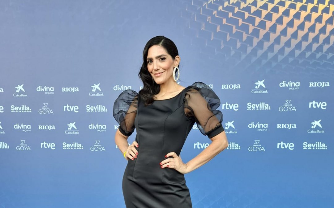 ¡Lucía Sapena votará en los Globos de Oro!