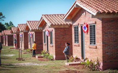 Recursos para construcción de viviendas están garantizados, dice ministro Baruja