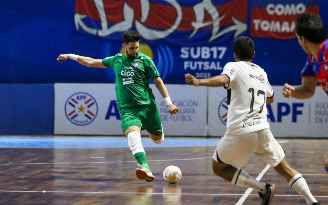 Giovanni González, nominado al premio “Mejor arquero del mundo” en Futsal